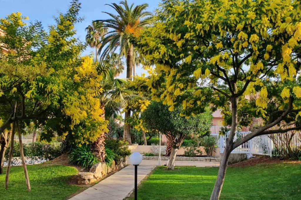 Appartamento Vista Splendida Residence Du Golf Golfe-Juan Εξωτερικό φωτογραφία